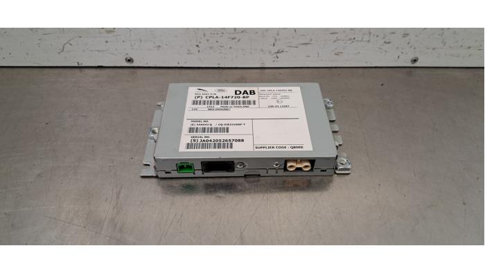Begagnade DAB-modul Landrover Range Rover Evoque (LVJ/LVS) Pris € 181,50 Inklusive moms erbjuds av Autohandel Didier