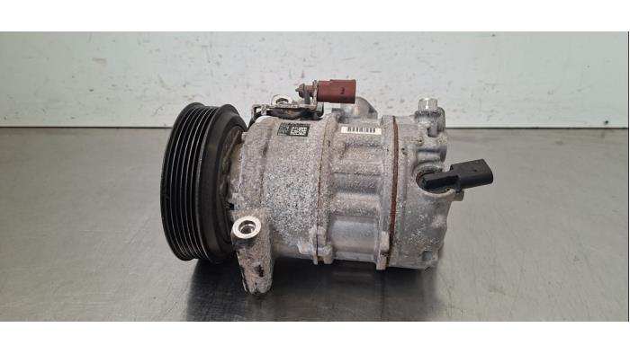 Usagé Compresseur de clim Audi A3 Sportback (8YA) 1.5 35 TFSI 16V Mild Hybrid Prix € 163,35 Prix TTC proposé par Autohandel Didier