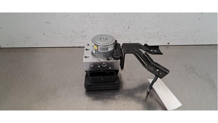 Begagnade ABS-pump Hyundai i20 (BC3) 1.0 T-GDI 100 12V Pris € 199,65 Inklusive moms erbjuds av Autohandel Didier