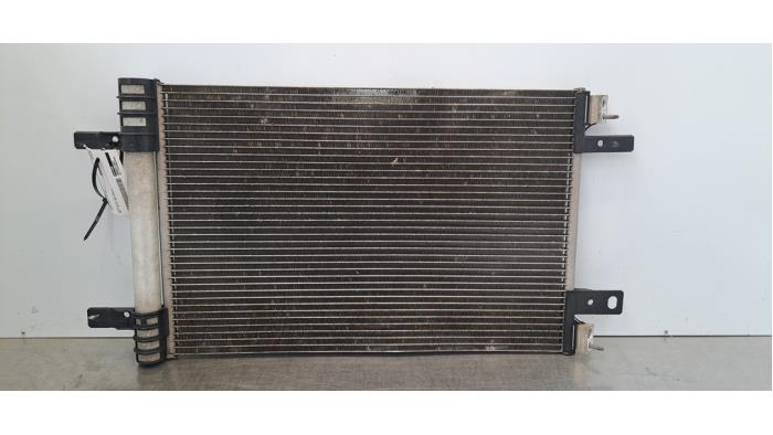 Usagé Condenseur de climatisation Citroen Jumpy 2.0 Blue HDI 120 Prix € 48,40 Prix TTC proposé par Autohandel Didier