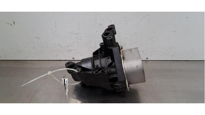 Gebrauchte Ölfiltergehäuse Volkswagen Passat Variant (3G5) 2.0 TDI 16V 150 Preis € 36,30 Mit Mehrwertsteuer angeboten von Autohandel Didier