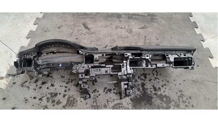 Usados Salpicadero Mazda 3 Sport (BP) 2.0 SkyActiv-X M Hybrid 16V AWD Precio € 532,40 IVA incluido ofrecido por Autohandel Didier