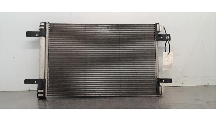Usagé Condenseur de climatisation DS Automobiles DS 7 Crossback 2.0 BlueHDi 180 Prix € 48,40 Prix TTC proposé par Autohandel Didier