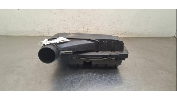 Gebrauchte Luftfiltergehäuse Volkswagen Golf VIII (CD1) 1.4 GTE 16V Preis € 102,85 Mit Mehrwertsteuer angeboten von Autohandel Didier