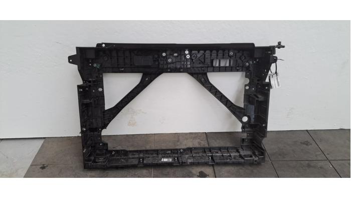 Begagnade Front MG MG3 Pris € 199,65 Inklusive moms erbjuds av Autohandel Didier