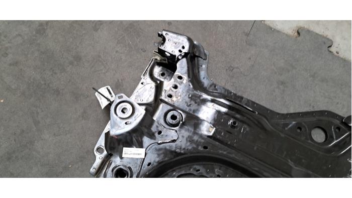 Used Subframe Citroen C5 X (NC/ND) 1.6 Hybrid 225 Price € 592,90 Inclusive VAT offered by Autohandel Didier
