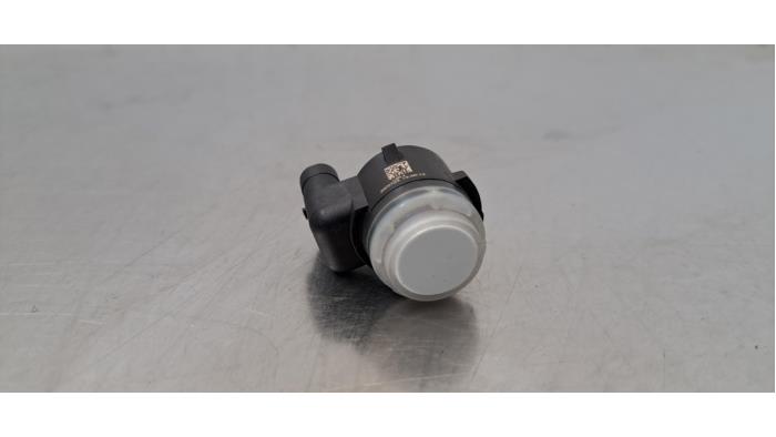Usados Sensor PDC Renault Rafale (DHN) 1.2 E-Tech full hybrid 200 Precio € 24,20 IVA incluido ofrecido por Autohandel Didier