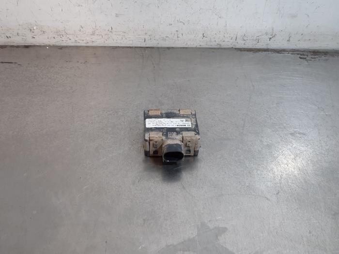 Begagnade Radarsensor Mercedes EQV 300 Pris € 332,75 Inklusive moms erbjuds av Autohandel Didier