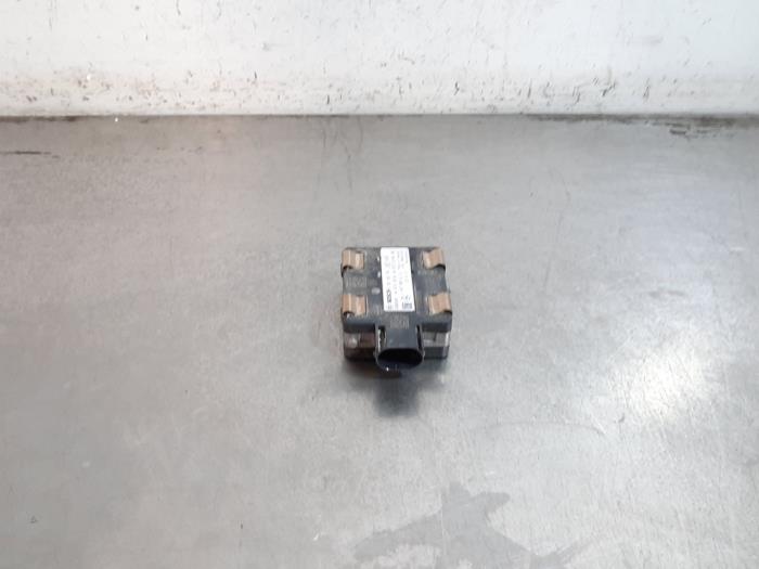 Begagnade Radarsensor Mercedes EQV 300 Pris € 459,80 Inklusive moms erbjuds av Autohandel Didier