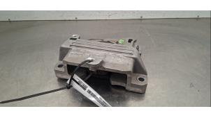 Engine mount from a Mercedes-Benz CLA (118.3) 1.3 CLA-200 Turbo 16V 2022