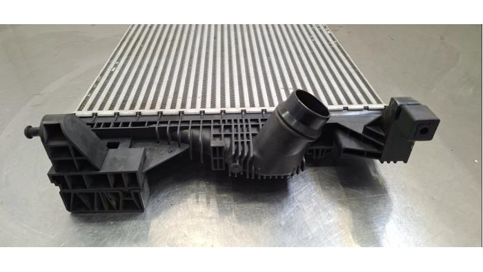 Intercooler d'un Mercedes-Benz CLA (118.3) 1.3 CLA-200 Turbo 16V 2022