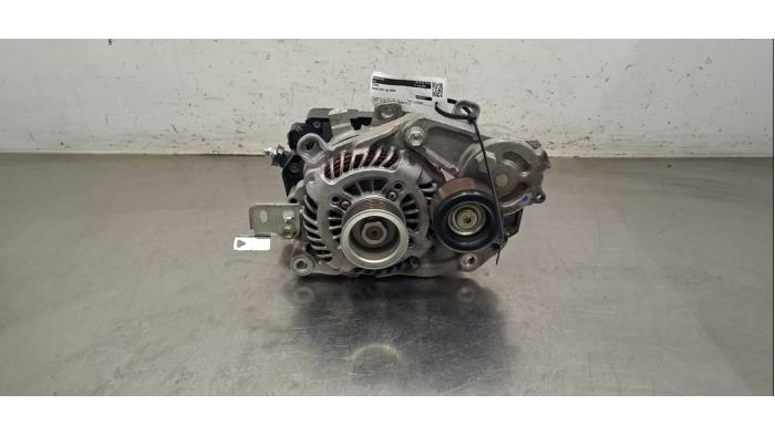 Begagnade Dynamo Suzuki Swift (ZC/ZD) 1.2 Dual Jet 16V Smart Hybrid Pris € 459,80 Inklusive moms erbjuds av Autohandel Didier