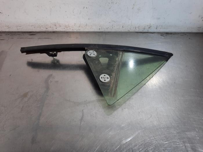Usados Ventanilla triangular derecha delante Toyota GT 86 (ZN) 2.0 16V Precio € 60,50 IVA incluido ofrecido por Autohandel Didier
