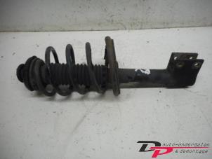 Used Front shock absorber rod, right Peugeot 307 CC (3B) 2.0 16V Price € 12,15 Margin scheme offered by DP Auto-onderdelen & Demontage
