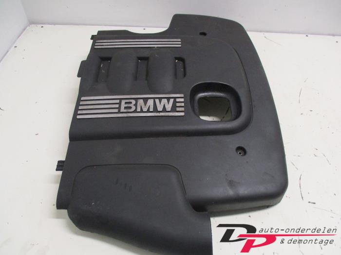 Used Engine cover BMW 1 serie (E87/87N) 118d 16V Price € 10,00 Margin scheme offered by DP Auto-onderdelen & Demontage
