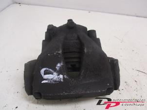Used Front brake calliper, right Opel Zafira (M75) 1.9 CDTI Price € 12,60 Margin scheme offered by DP Auto-onderdelen & Demontage