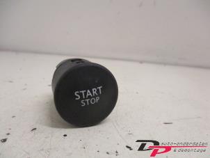 Gebrauchte Start/Stopp Schalter Renault Scénic II (JM) 1.5 dCi 80 Preis € 4,50 Margenregelung angeboten von DP Auto-onderdelen & Demontage