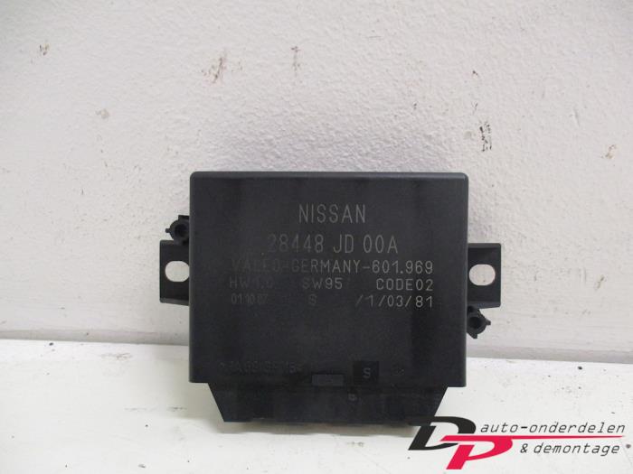 Używane Modul czujników parkowania Nissan Qashqai (J10) 1.6 16V Cena € 15,00 Procedura marży oferowane przez DP Auto-onderdelen & Demontage