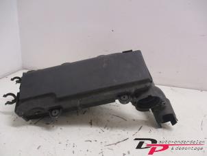 Used Air box Peugeot 206 (2A/C/H/J/S) 1.4 HDi Price € 9,00 Margin scheme offered by DP Auto-onderdelen & Demontage