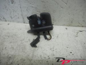 Used Tailgate lock mechanism Fiat Punto II (188) 1.2 60 S Price € 11,70 Margin scheme offered by DP Auto-onderdelen & Demontage