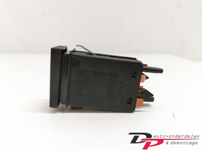Rear window heating switch from a Volkswagen Lupo (6X1) 1.2 TDI 3L 1999