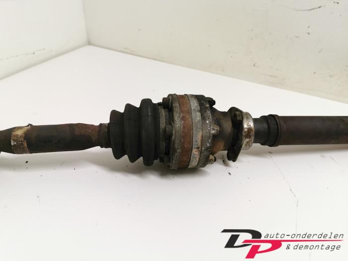 Front drive shaft, right from a Fiat Stilo MW (192C) 1.8 16V 2003
