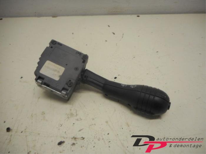 Wiper switch from a Renault Twingo (C06) 1.2 1998