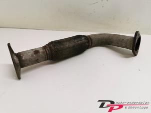 Used Exhaust middle section Ford Mondeo III Wagon 2.0 TDCi/TDDi 115 16V Price € 18,00 Margin scheme offered by DP Auto-onderdelen & Demontage