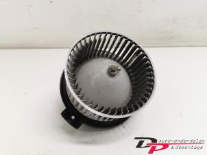 Usados Motor de ventilador de calefactor Mazda MX-5 (NB18/35/8C) 1.8i 16V SV-T Precio € 13,50 Norma de margen ofrecido por DP Auto-onderdelen & Demontage