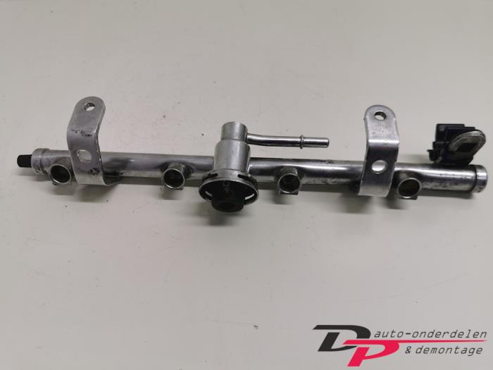 Usagé Système d'injection BMW Mini (R50/53) 1.6 16V One Prix € 13,50 Règlement à la marge proposé par DP Auto-onderdelen & Demontage