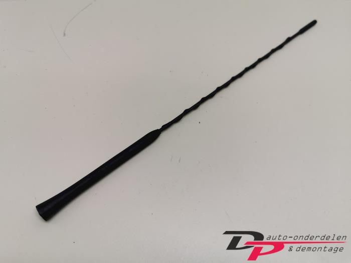 Używane Antena Fiat Stilo MW (192C) 1.9 JTD 115 Cena € 9,00 Procedura marży oferowane przez DP Auto-onderdelen & Demontage
