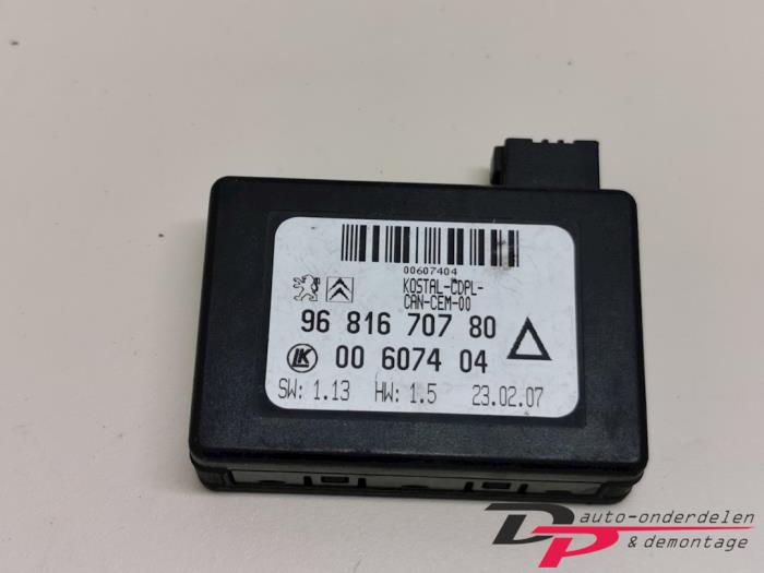 Begagnade Regnsensor Peugeot 207/207+ (WA/WC/WM) 1.4 16V Pris € 13,50 Marginaltabell erbjuds av DP Auto-onderdelen & Demontage