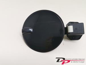 Used Tank cap cover Opel Astra H SW (L35) 1.9 CDTi 100 Price € 8,10 Margin scheme offered by DP Auto-onderdelen & Demontage