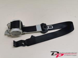 Used Front seatbelt, right Opel Vectra C GTS 2.2 DIG 16V Price € 9,00 Margin scheme offered by DP Auto-onderdelen & Demontage