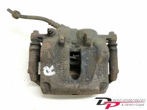 Used Front brake calliper, right Opel Vivaro 1.9 DTI 16V Price € 18,00 Margin scheme offered by DP Auto-onderdelen & Demontage