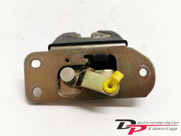 Schließmechanik Heckklappe Mitsubishi Carisma 1.8 GDI 16V