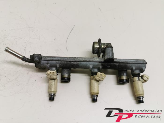 Usagé Système d'injection Daihatsu Sirion/Storia (M1) 1.0 12V DVVT Prix € 27,00 Règlement à la marge proposé par DP Auto-onderdelen & Demontage