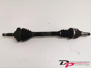 Used Front drive shaft, left Peugeot 206 (2A/C/H/J/S) 1.4 HDi Price € 13,50 Margin scheme offered by DP Auto-onderdelen & Demontage