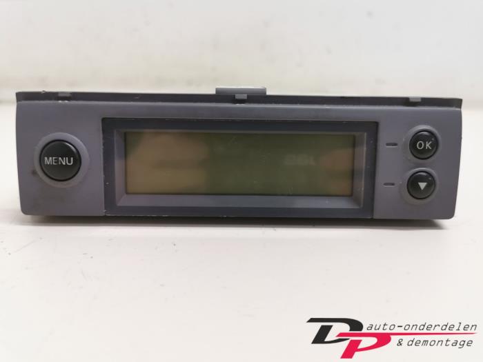 Begagnade Innerdisplay Nissan Micra (K12) 1.5 dCi 65 Pris € 15,30 Marginaltabell erbjuds av DP Auto-onderdelen & Demontage