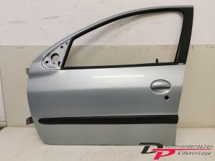 Usagé Porte avant gauche Peugeot 206 SW (2E/K) 1.4 Prix € 30,00 Règlement à la marge proposé par DP Auto-onderdelen & Demontage
