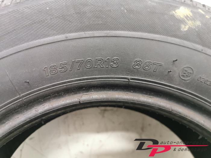 Tyre with tyre size 185/70/13 - 1857013 LASSA