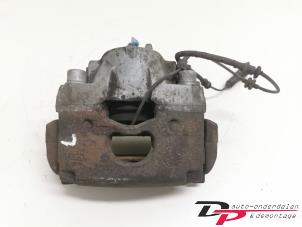 Used Front brake calliper, left Opel Signum (F48) 2.2 Direct 16V Price € 24,75 Margin scheme offered by DP Auto-onderdelen & Demontage
