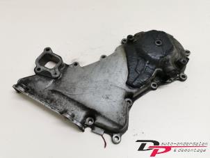 Used Timing cover Opel Movano (4A1; 4A2; 4B2; 4B3; 4C2; 4C3) 3.0 CDTI 16V Price € 36,00 Margin scheme offered by DP Auto-onderdelen & Demontage