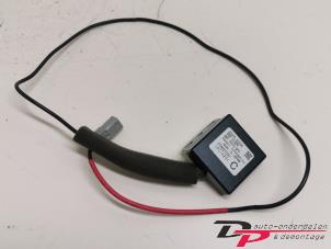 Usados Antena GPS Nissan Murano (Z51) 3.5 V6 24V 4x4 Precio € 17,10 Norma de margen ofrecido por DP Auto-onderdelen & Demontage