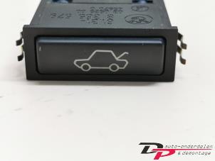 Used Tailgate switch BMW X5 (E53) 3.0 24V Price € 7,20 Margin scheme offered by DP Auto-onderdelen & Demontage