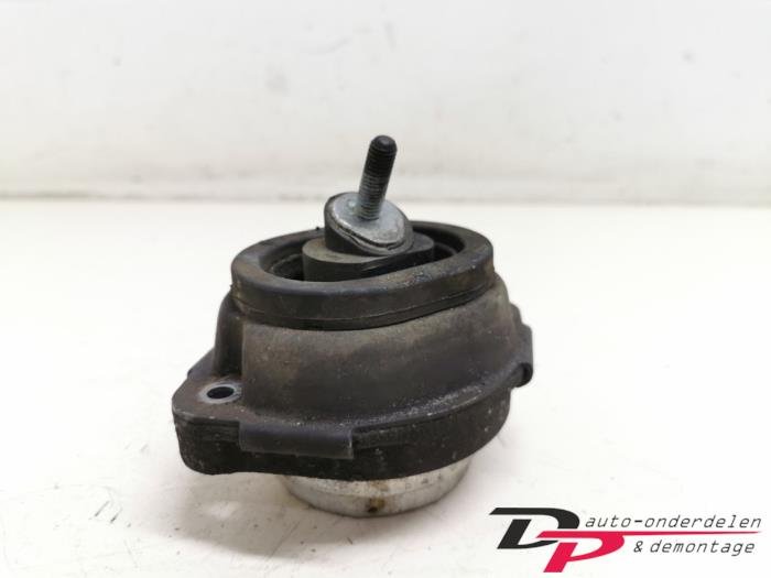 Used Engine mount BMW X5 (E53) 3.0 24V Price € 15,00 Margin scheme offered by DP Auto-onderdelen & Demontage