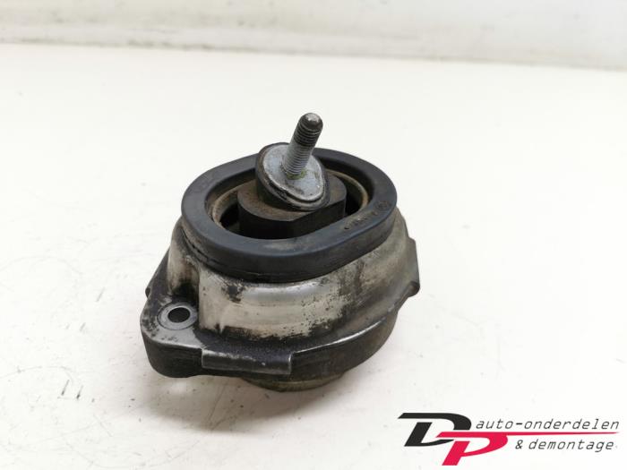 Used Engine mount BMW X5 (E53) 3.0 24V Price € 15,00 Margin scheme offered by DP Auto-onderdelen & Demontage
