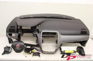 Gebrauchte Airbag Set + Modul Fiat Punto Evo (199) 1.3 JTD Multijet 85 16V Euro 5 Preis € 175,00 Margenregelung angeboten von DP Auto-onderdelen & Demontage