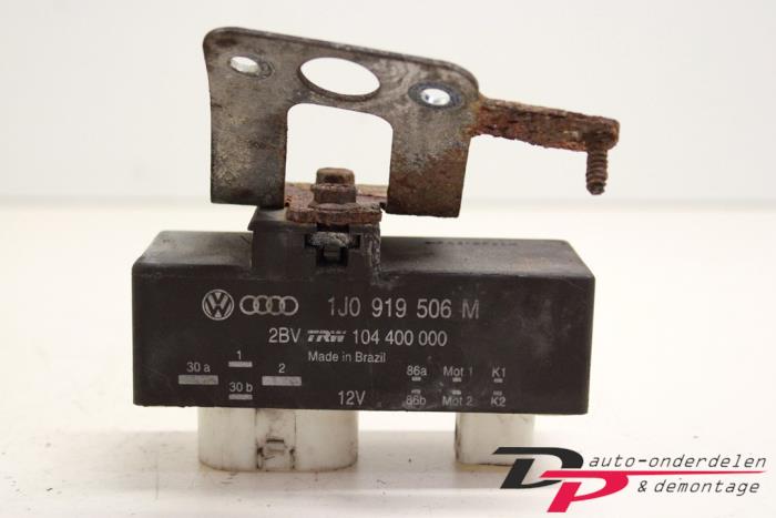 Usagé Ordinateur refroidisseur Volkswagen Fox (5Z) 1.4 TDI Prix € 4,00 Règlement à la marge proposé par DP Auto-onderdelen & Demontage