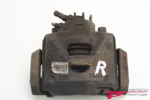 Used Front brake calliper, right Citroen C4 Picasso (UD/UE/UF) 1.8 16V Price € 17,10 Margin scheme offered by DP Auto-onderdelen & Demontage
